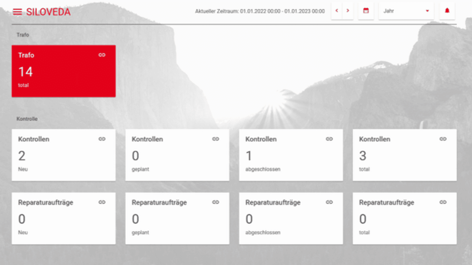 Dashboard interface showing data summary cards for Trafo (14 total), Kontrollen (new: 2, planned: 0, completed: 1, total: 3), and Reparaturaufträge (new: 0, planned: 0, completed: 0, total: 0) with a mountain background.