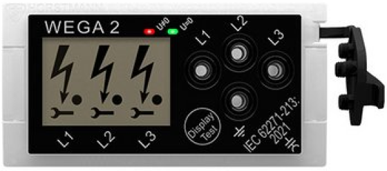 Ein digitales elektrisches Prüfgerät mit der Bezeichnung WEGA 2 zeigt drei Blitzsymbole über Leitungen mit den Bezeichnungen L1, L2 und L3 an. Das Gerät hat Anzeigeleuchten, mehrere runde Tasten und eine seitliche Befestigung.